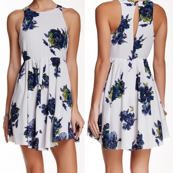 Free People Dresses & Skirts - Free People Flutter By Floral Dress